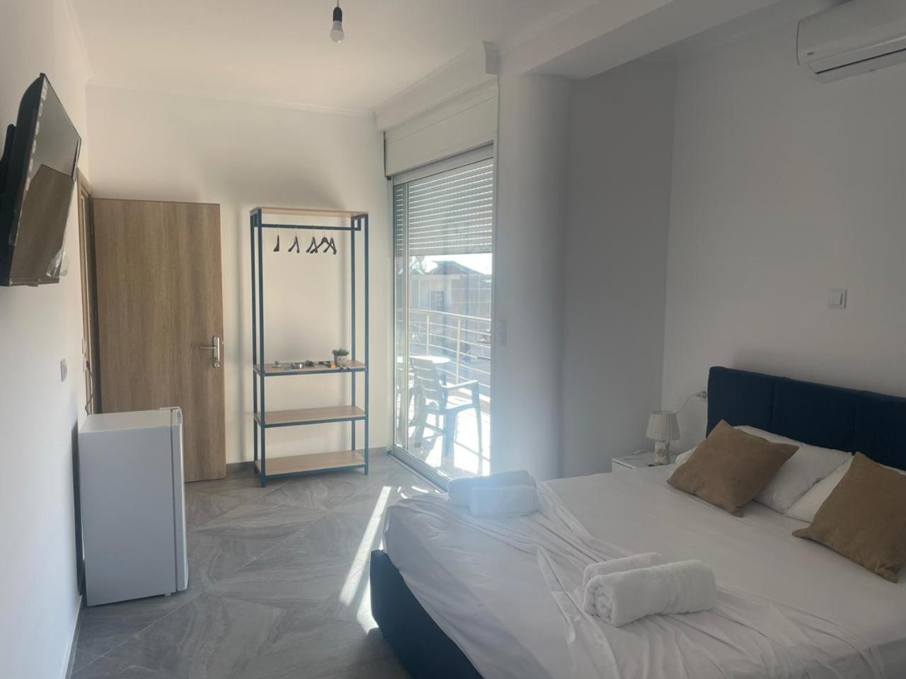Vanesa Rooms Sarande Luaran gambar