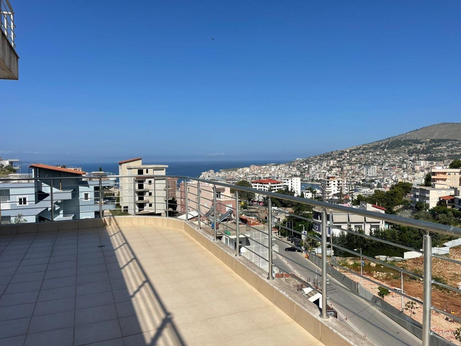 Vanesa Rooms Sarande Luaran gambar